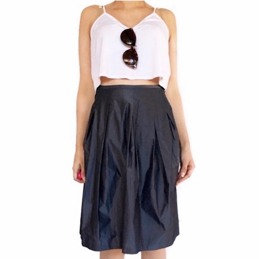 VINCE Blue Skirt -Pleat waist with pockets! Size 2